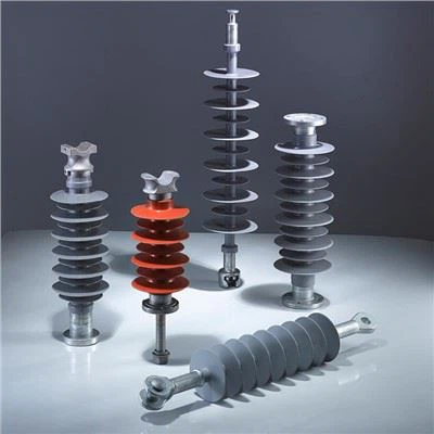 Izolatorji za vzmetenje polimerov